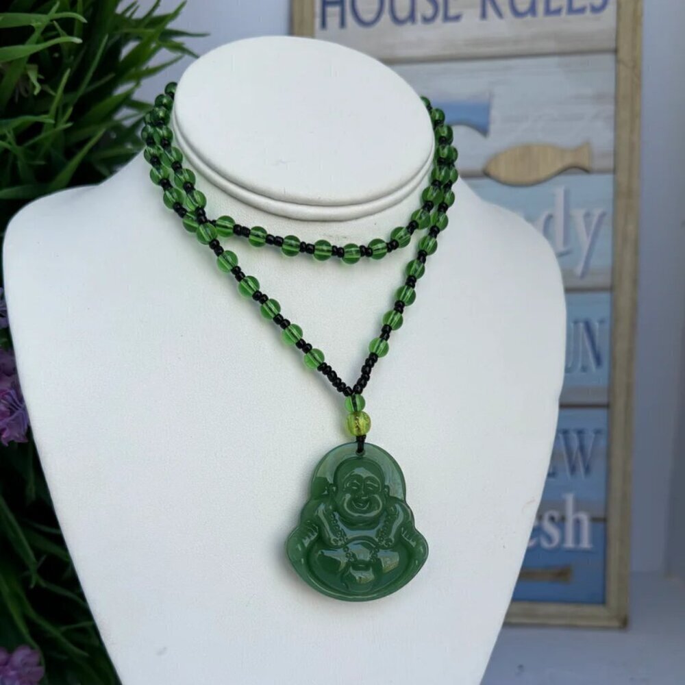 BUDDHA NECKLACE / Faux Jade like resin